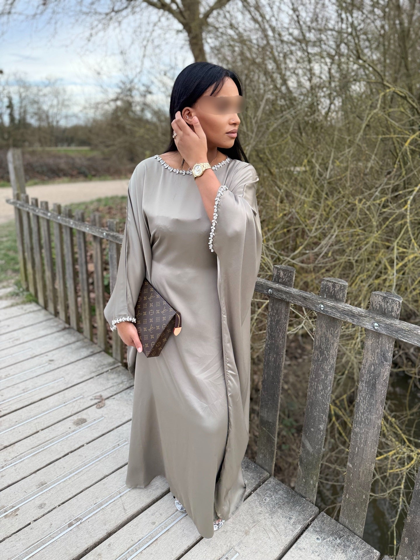 Abayas perles